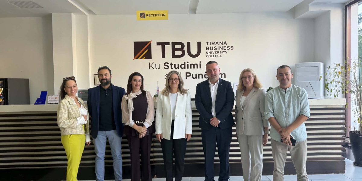 RURALSTRAT nawiązuje współpracę z Tirana Business University College